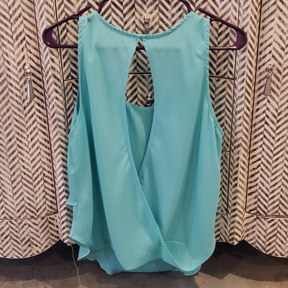 Blouse - Picture 2 of 2